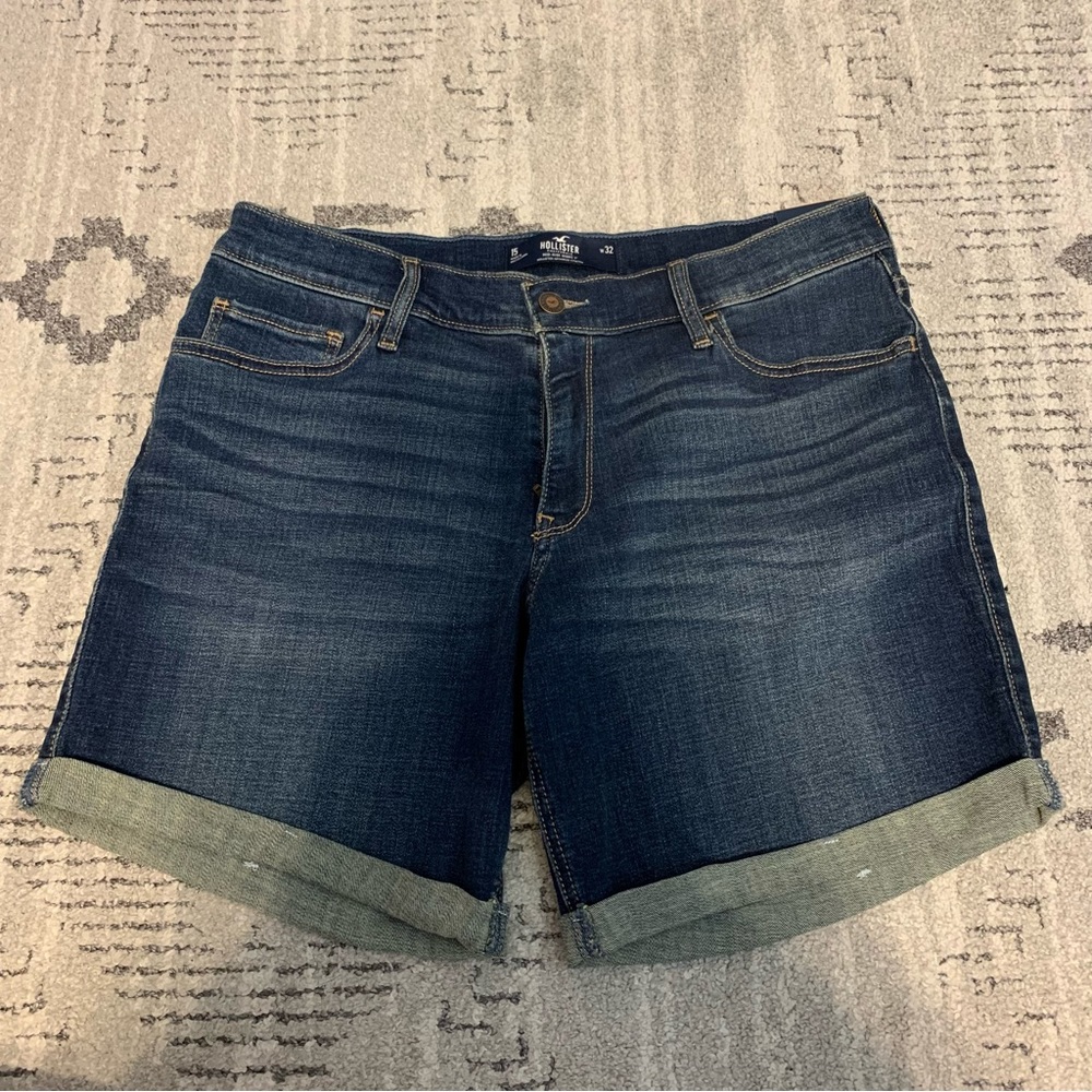 High Waisted 7” Jean Shorts